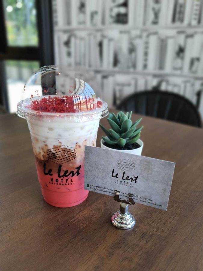 Le Lert Hotel Ratchaburi Eksteriør billede